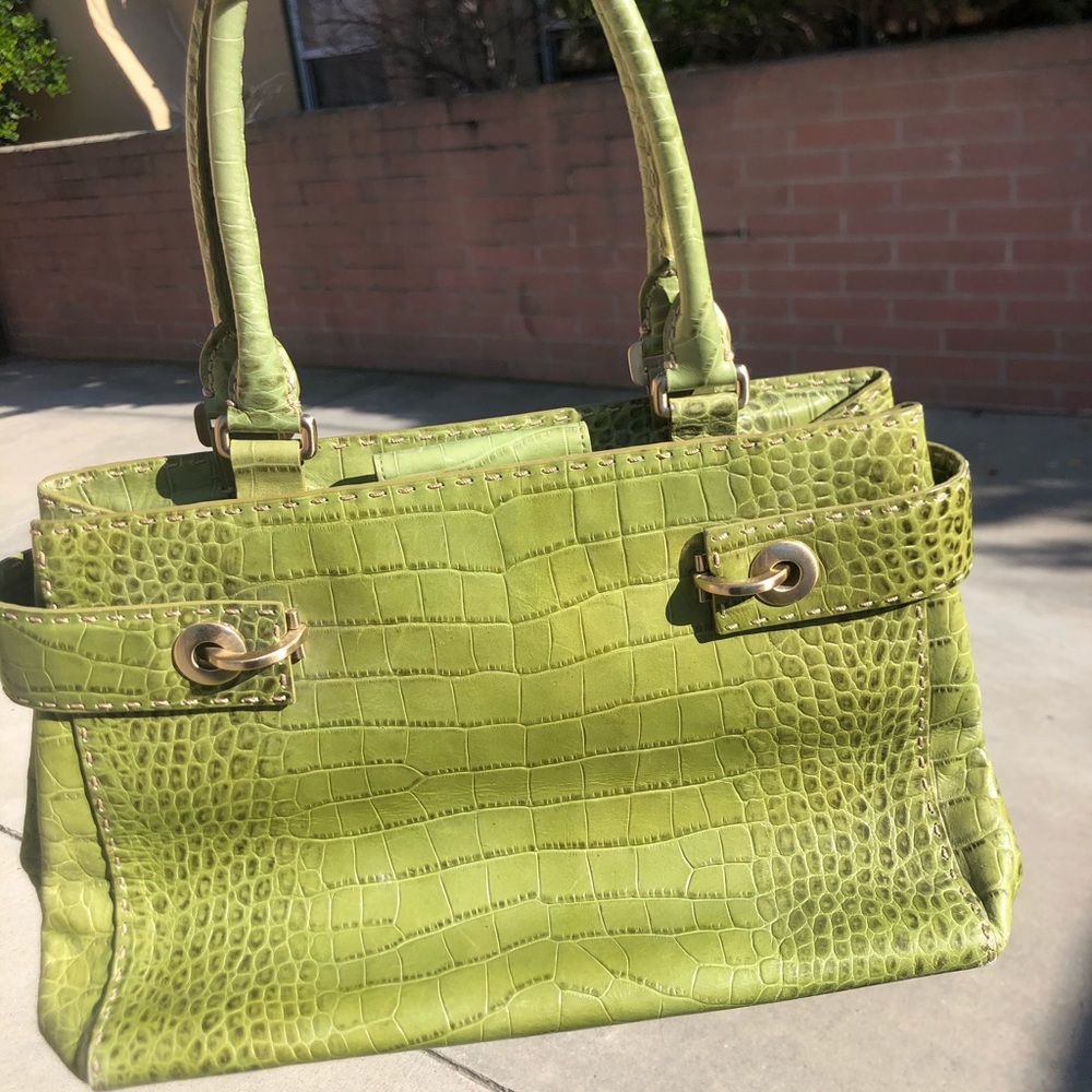 Light green crocodile ANN TAYLOR bag